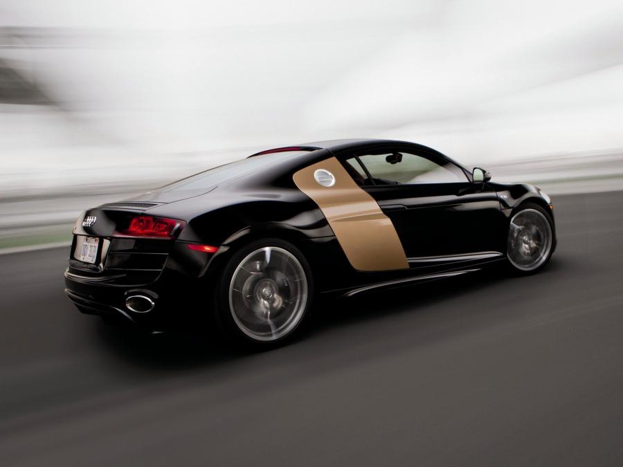  Audi R8 V10 2009 года  (NA) (фото 11 из 18)